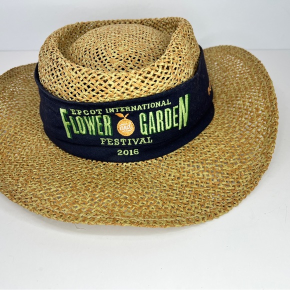 Disney Straw Hat Passholder EPCOT Flower And Garden Festival 2016 - Picture 9 of 13